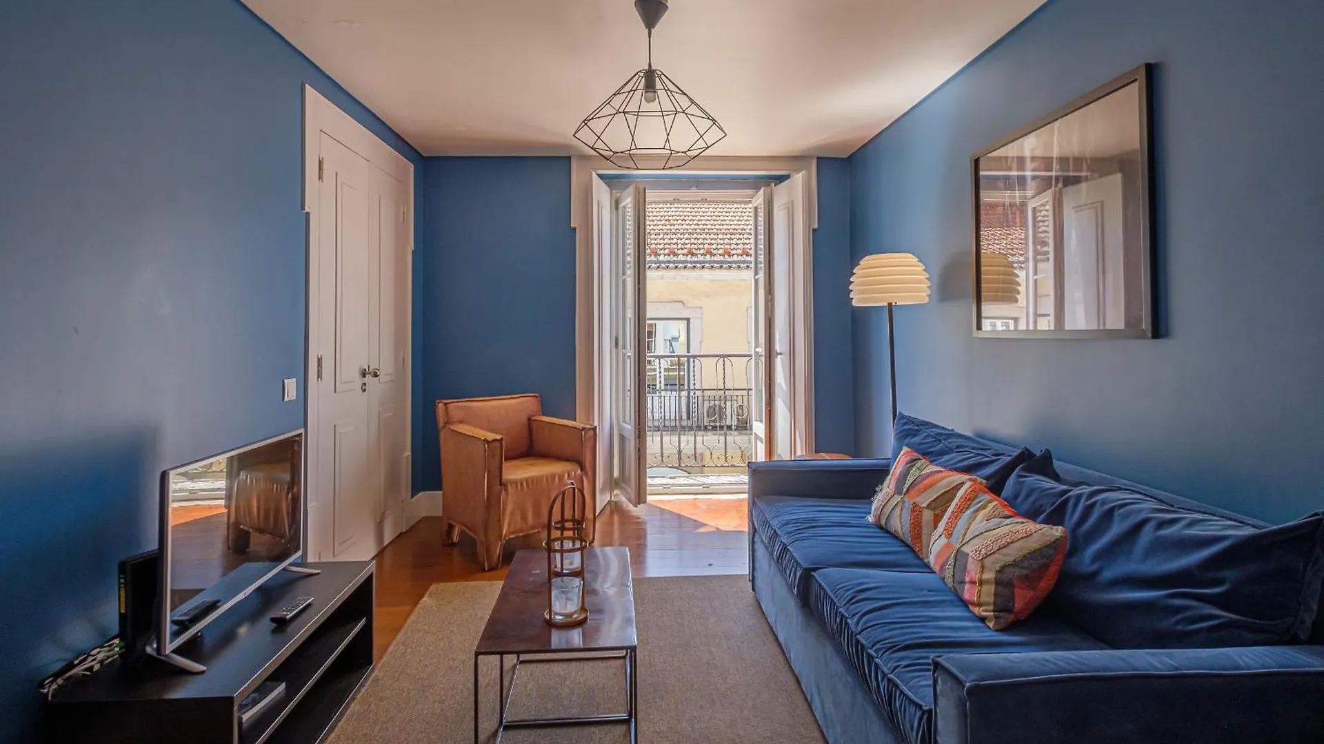 Апартаменты Nomad'S Downtown Lisbon - 3Bdr S Juliao 0*,